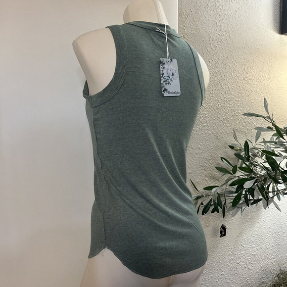 NWT Sage Green Soft Women’s Tank Medium NWT By Nostalgia - Picture 10 of 13